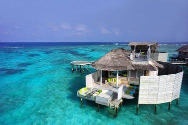 Villa sur pilotis en bout de ponton